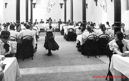 szeressetek_odor_emiliat_03