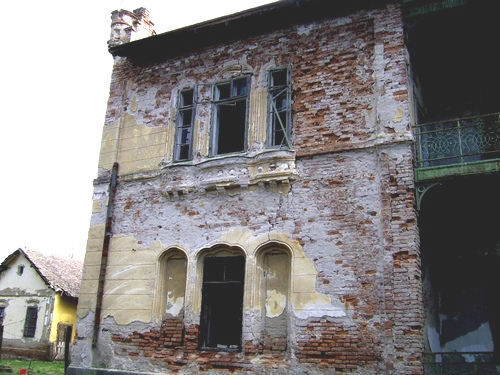 Hagyományőrző takarítás a Nagymajorban